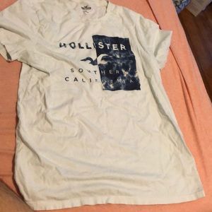 Hollister T-shirt